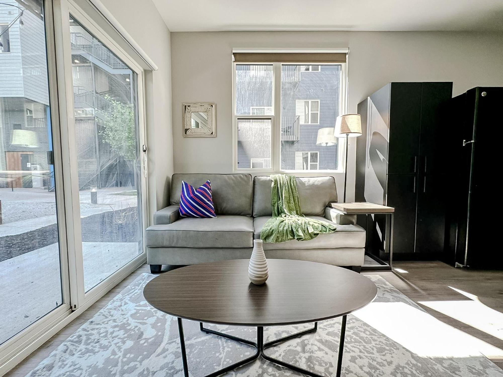 Sleepover 1Bd 1Ba Omaha Apartments Extérieur photo